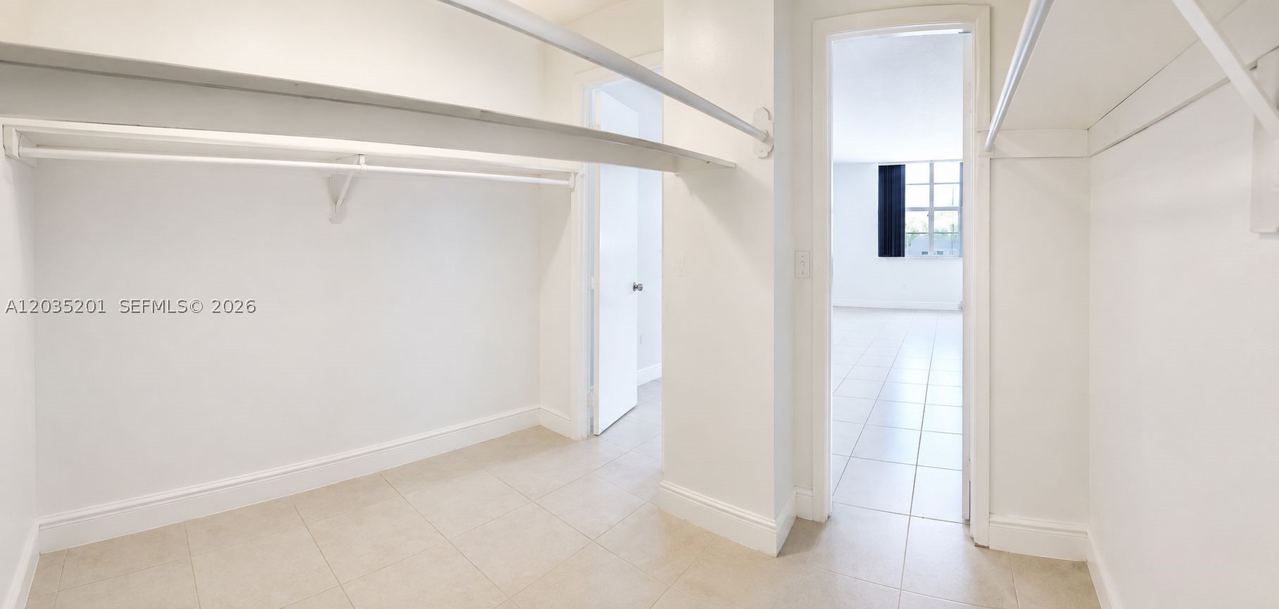 MONTECARLO CONDO - Residential