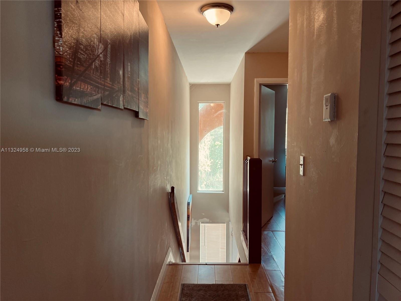 VILLAS AT LAKEVIEW CONDO - Residential