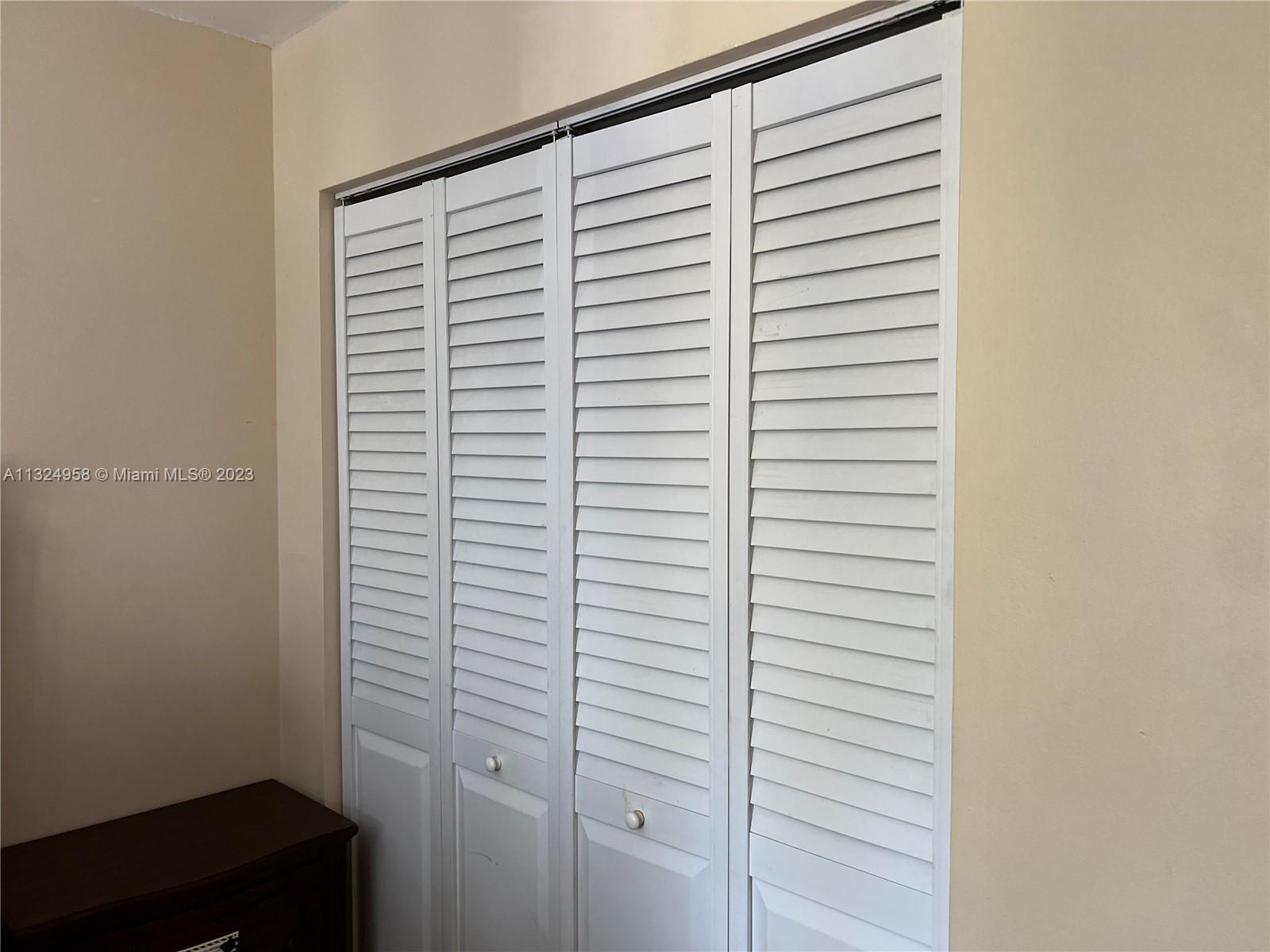 VILLAS AT LAKEVIEW CONDO - Residential