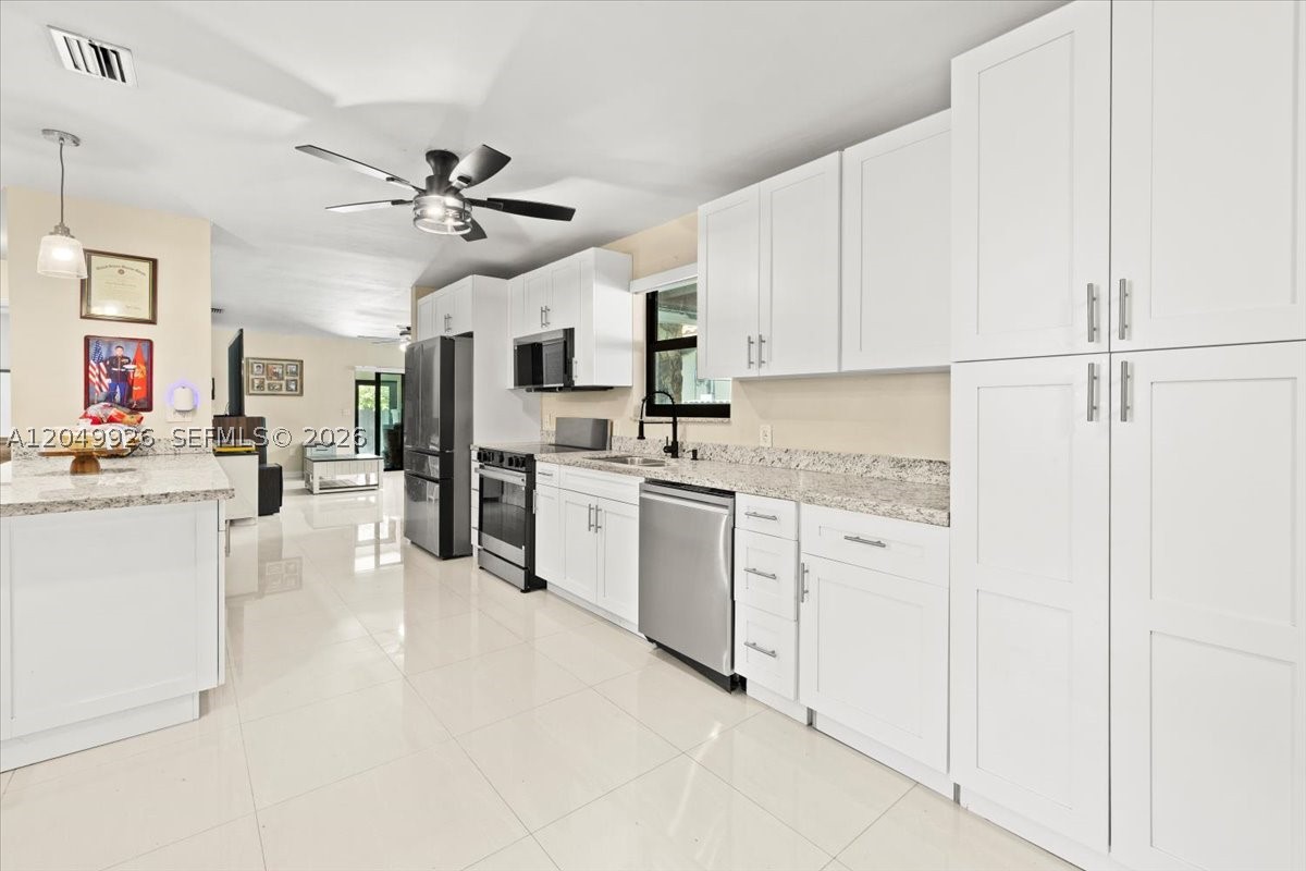 LA PALOMA - Residential