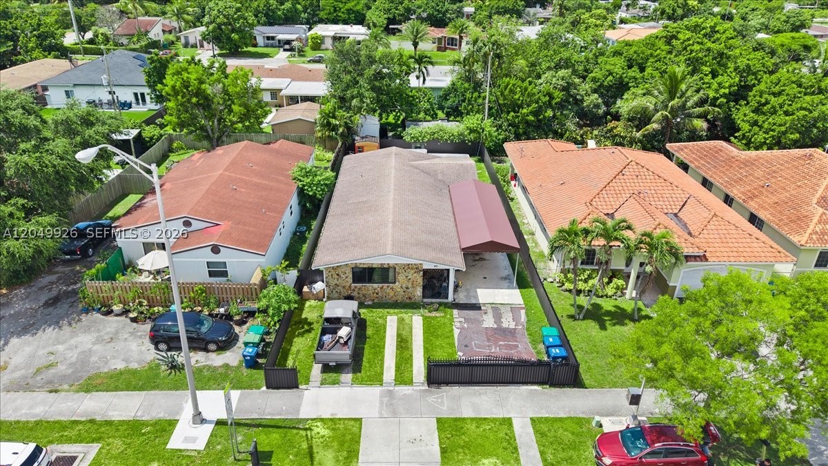 LA PALOMA - Residential