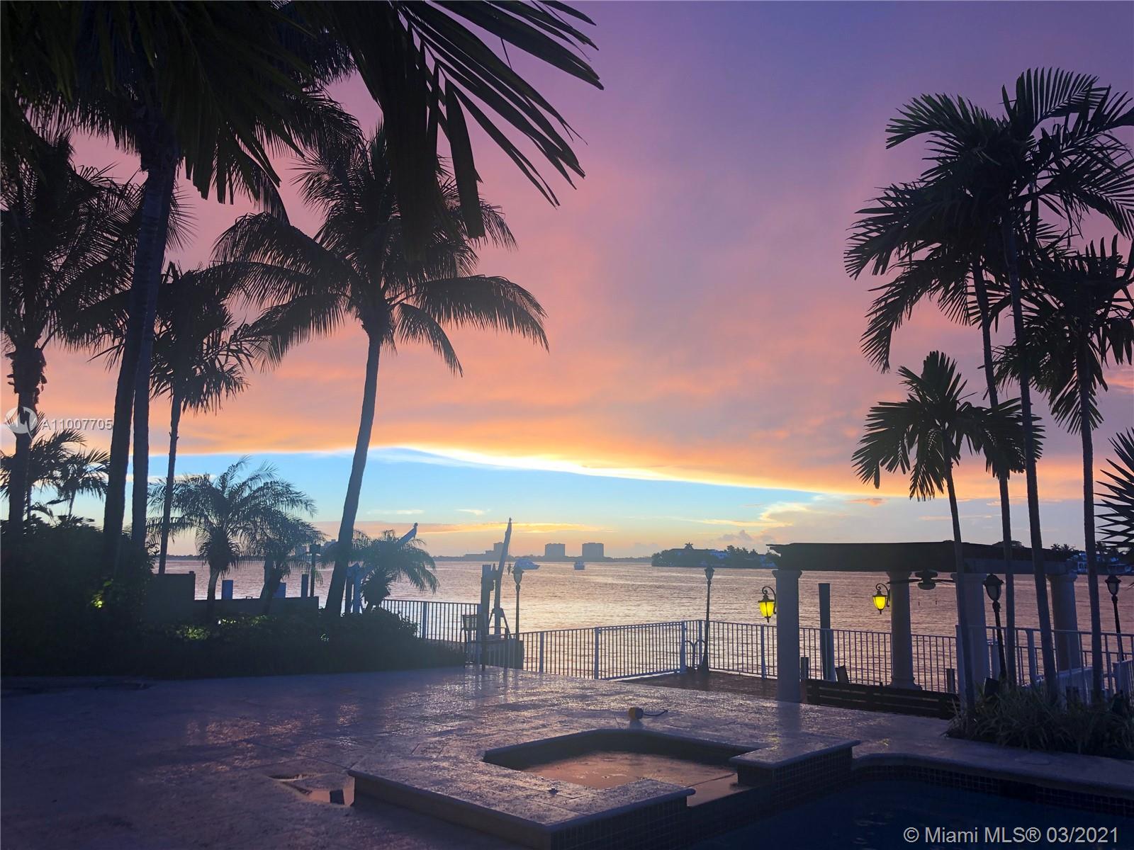 BISCAYNE POINT - Residential