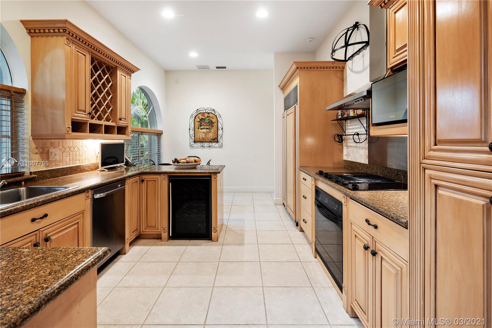 BISCAYNE POINT - Residential