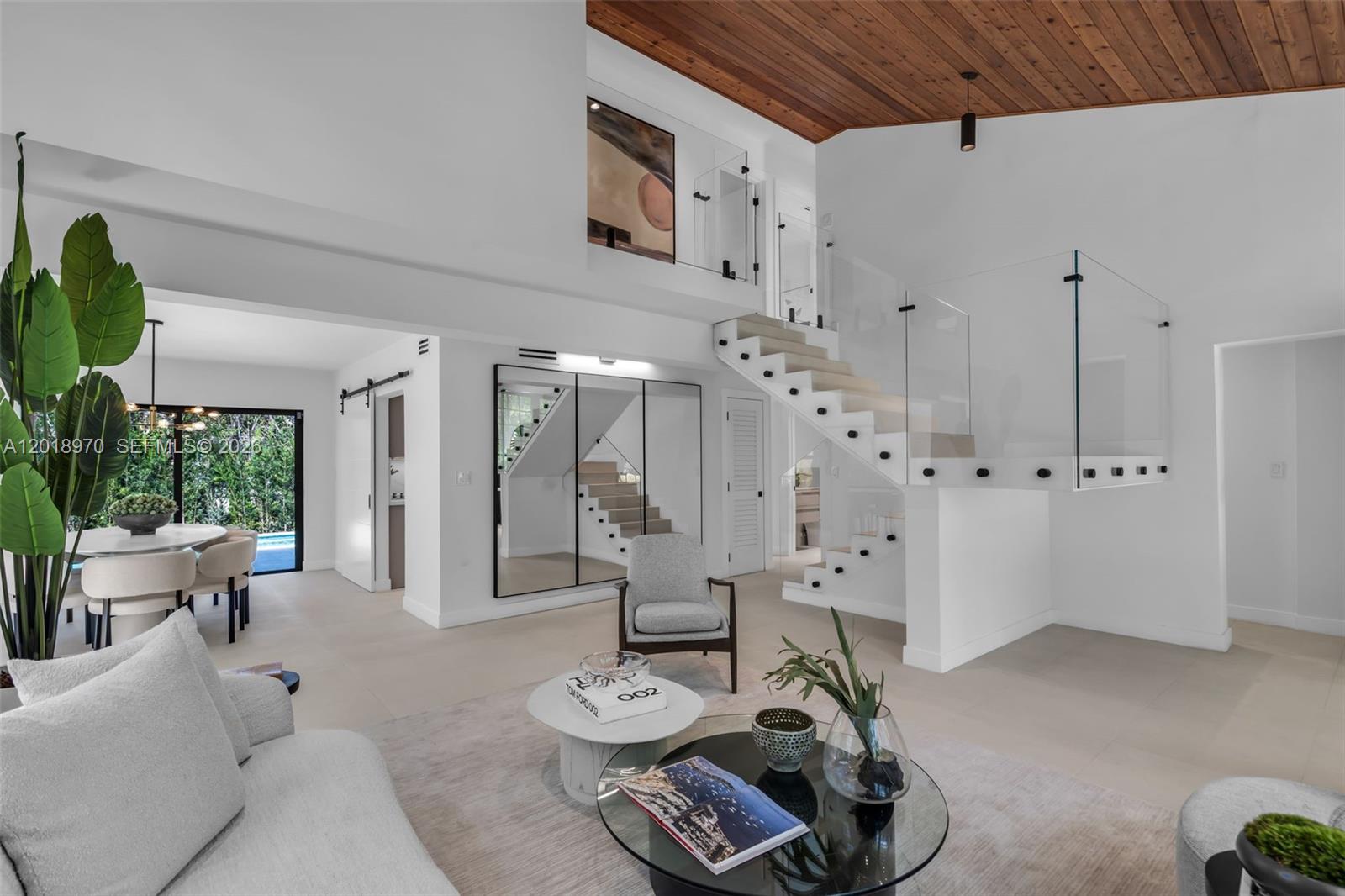 CORAL GABLES RIVIERA SEC - Residential