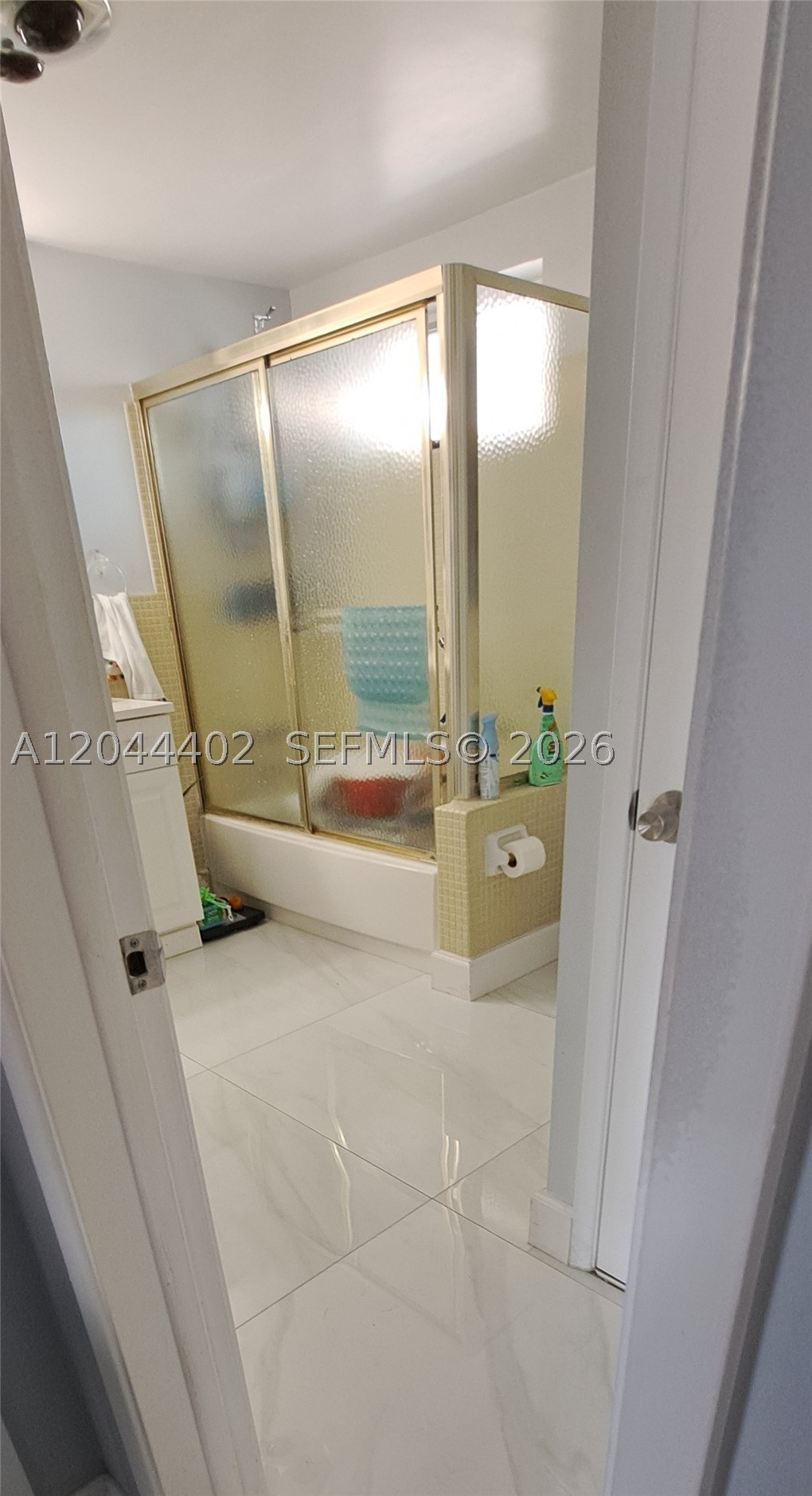 CRYSTAL COVE CONDO - Residential