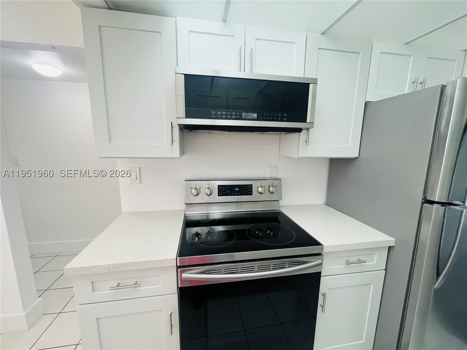 CYPRESS CHASE CONDO NO 5 - Residential