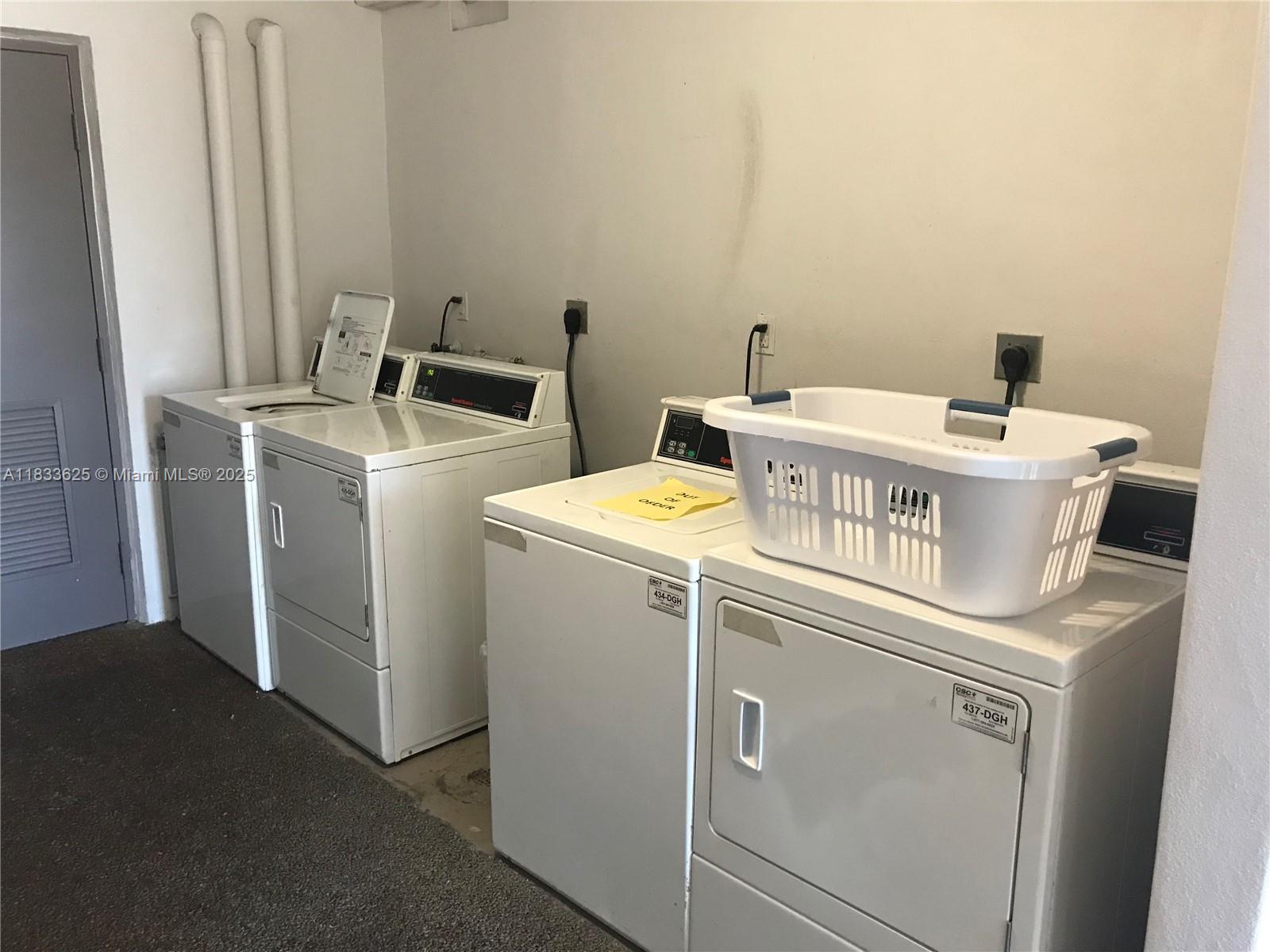 GRANDA DADELAND CONDO - Residential Lease