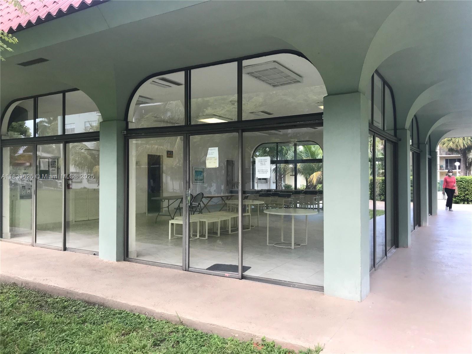 GRANDA DADELAND CONDO - Residential Lease