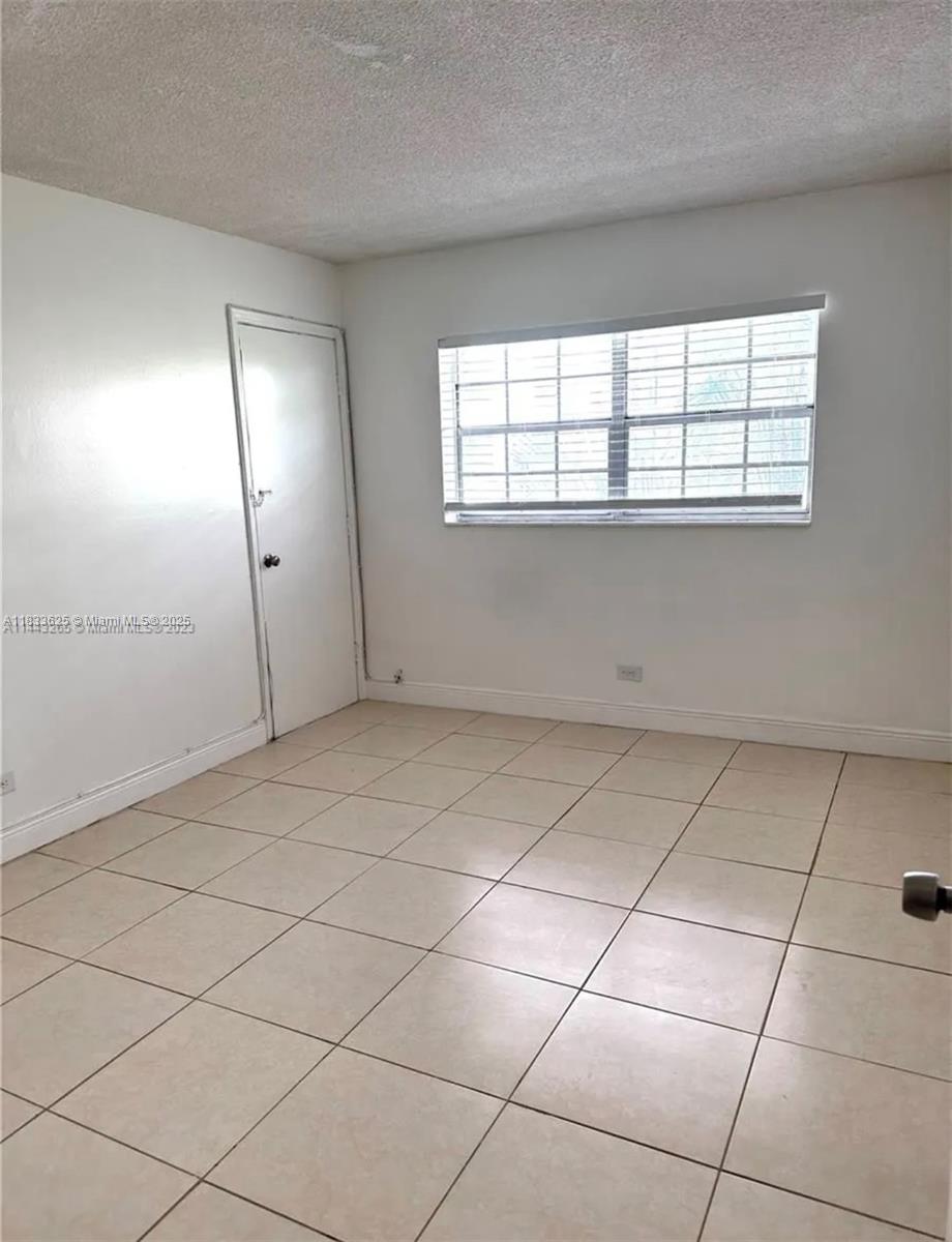 GRANDA DADELAND CONDO - Residential Lease