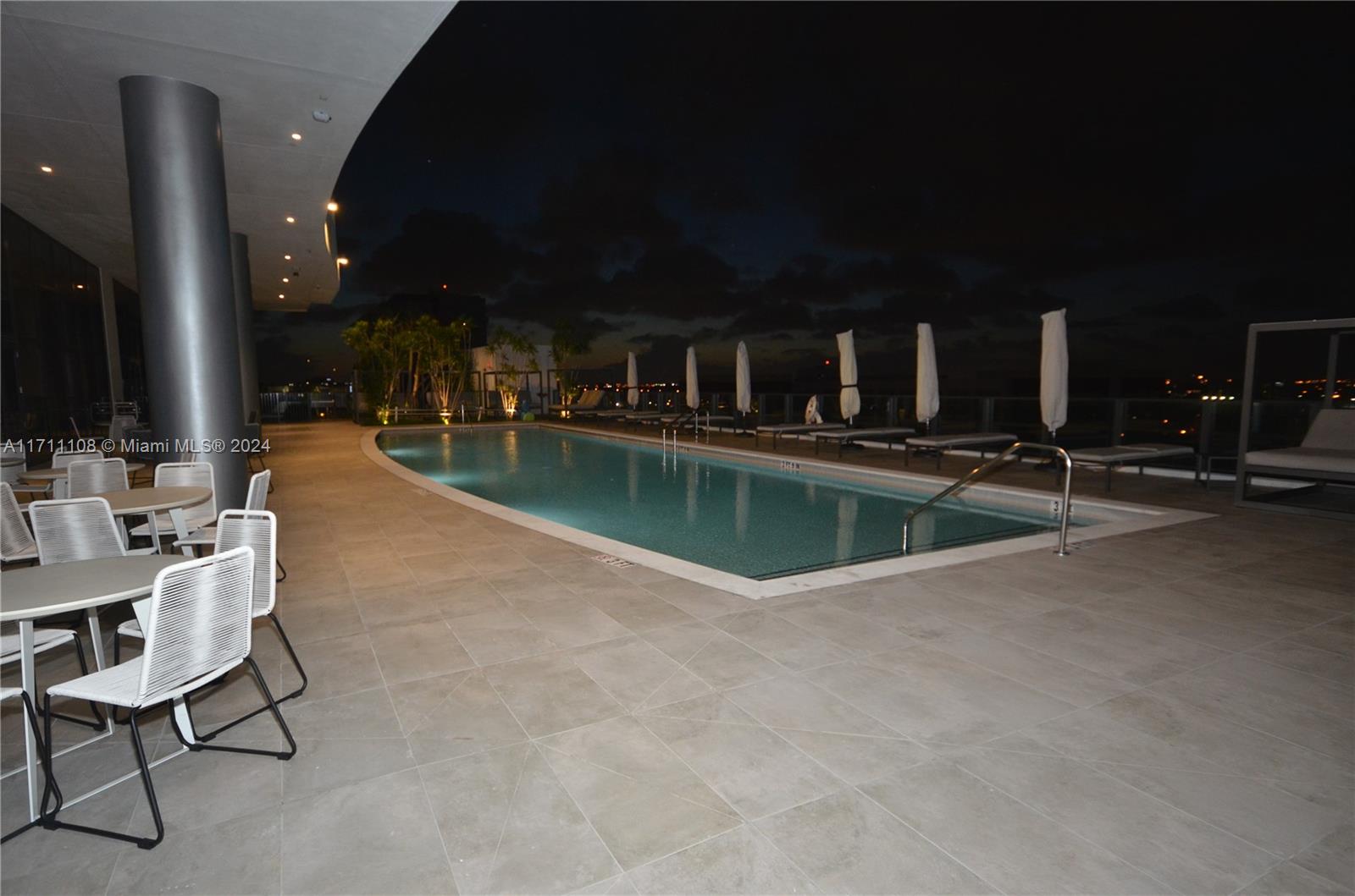 CANVAS CONDO - Residential Lease