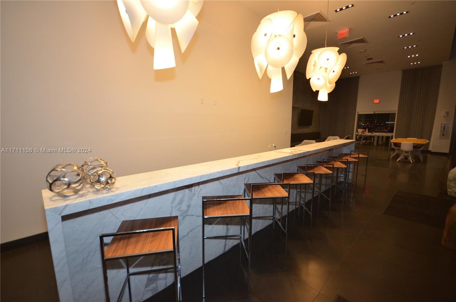 CANVAS CONDO - Residential Lease