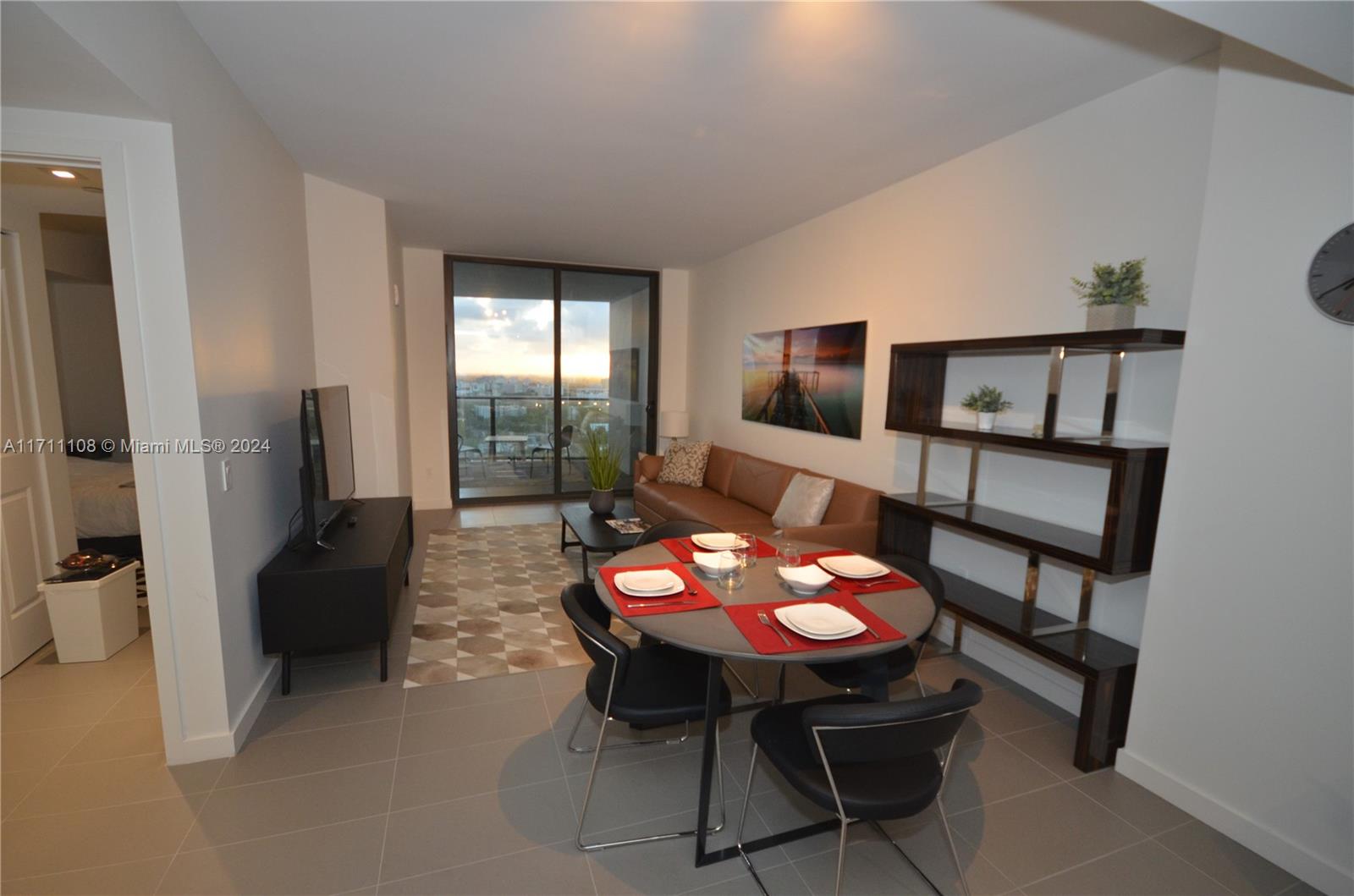 CANVAS CONDO - Residential Lease