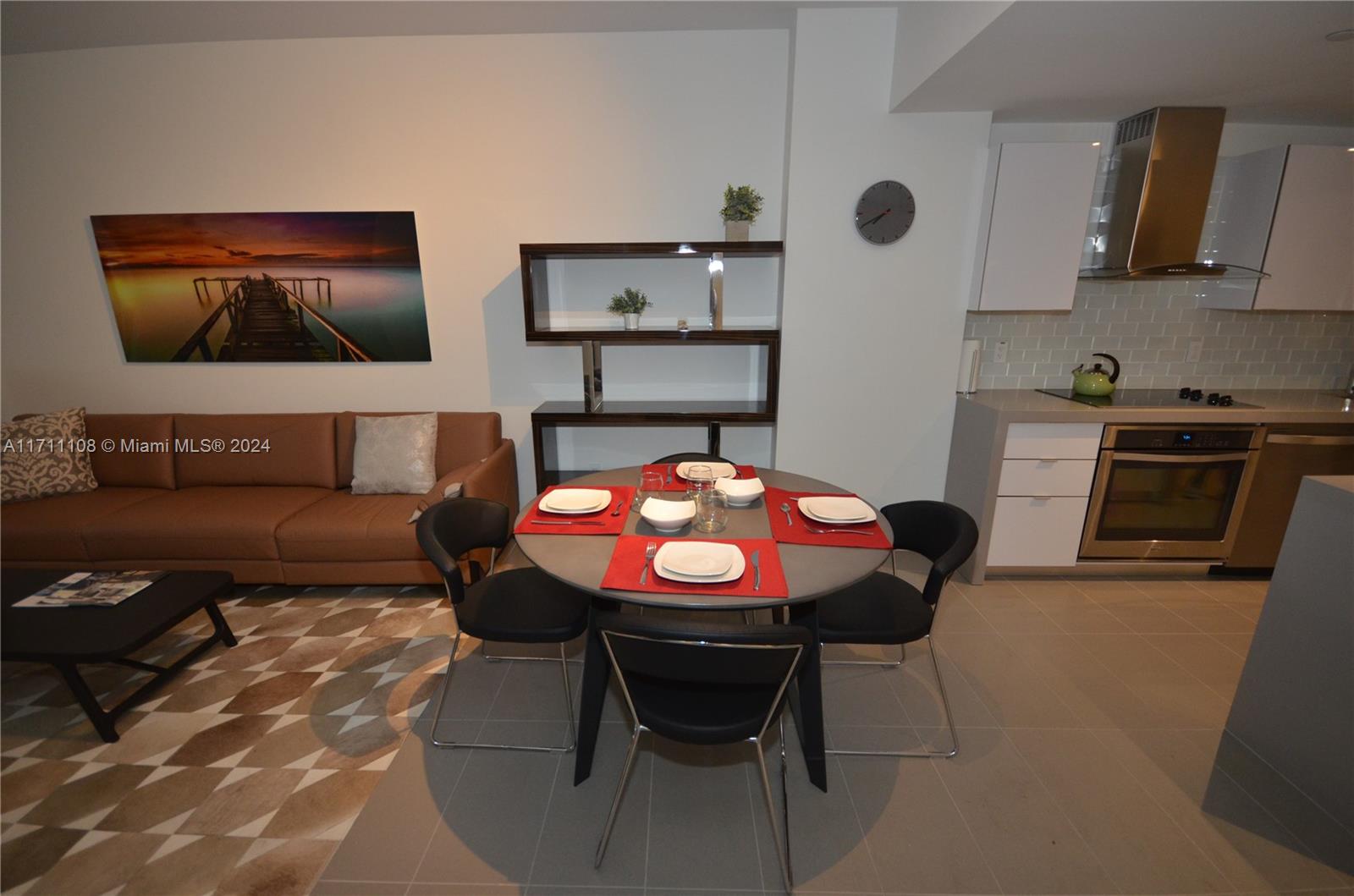 CANVAS CONDO - Residential Lease