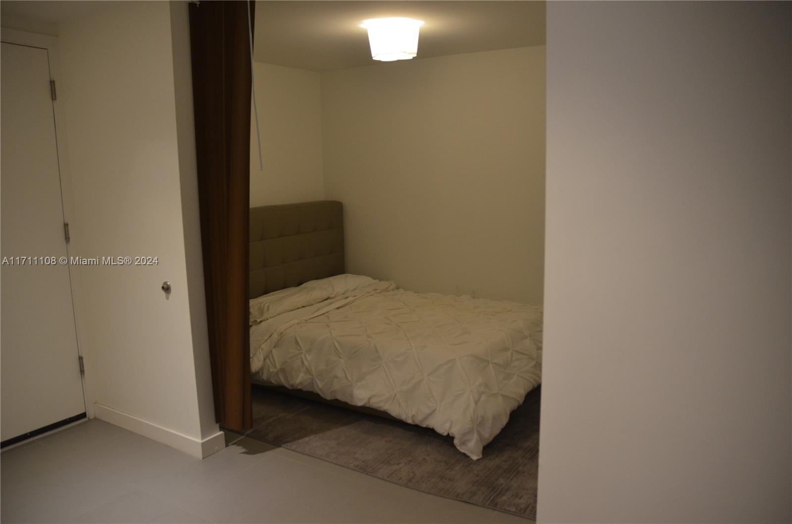 CANVAS CONDO - Residential Lease