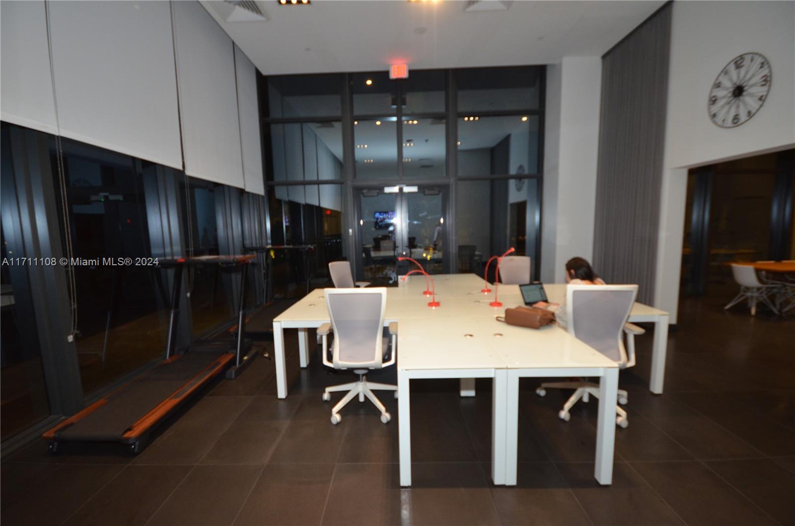 CANVAS CONDO - Residential Lease