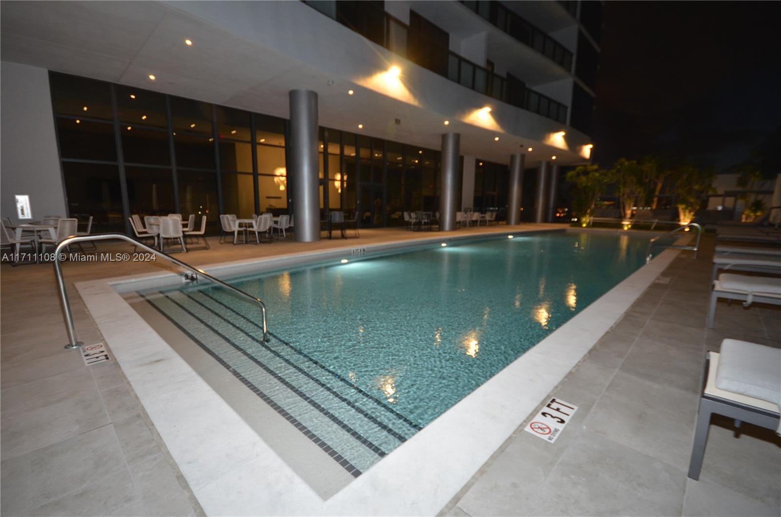 CANVAS CONDO - Residential Lease