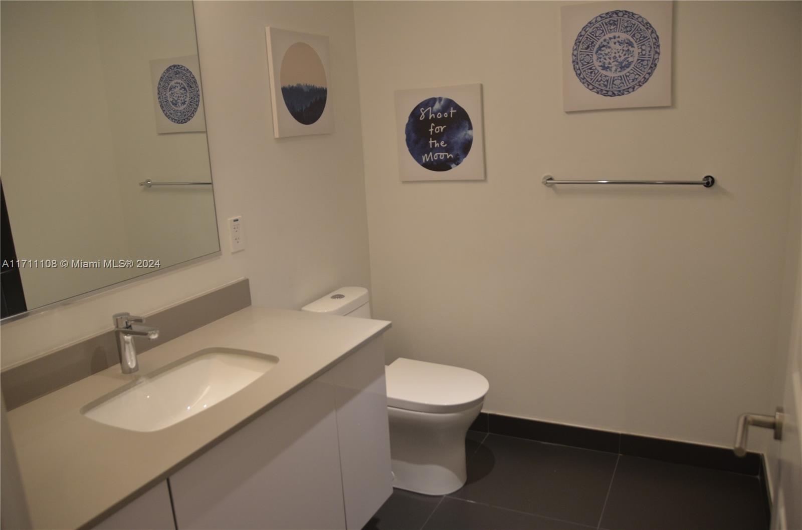 CANVAS CONDO - Residential Lease