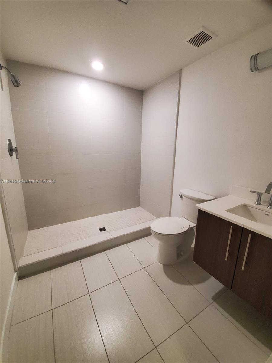 Midtown Doral Cond #2 - Residential Lease