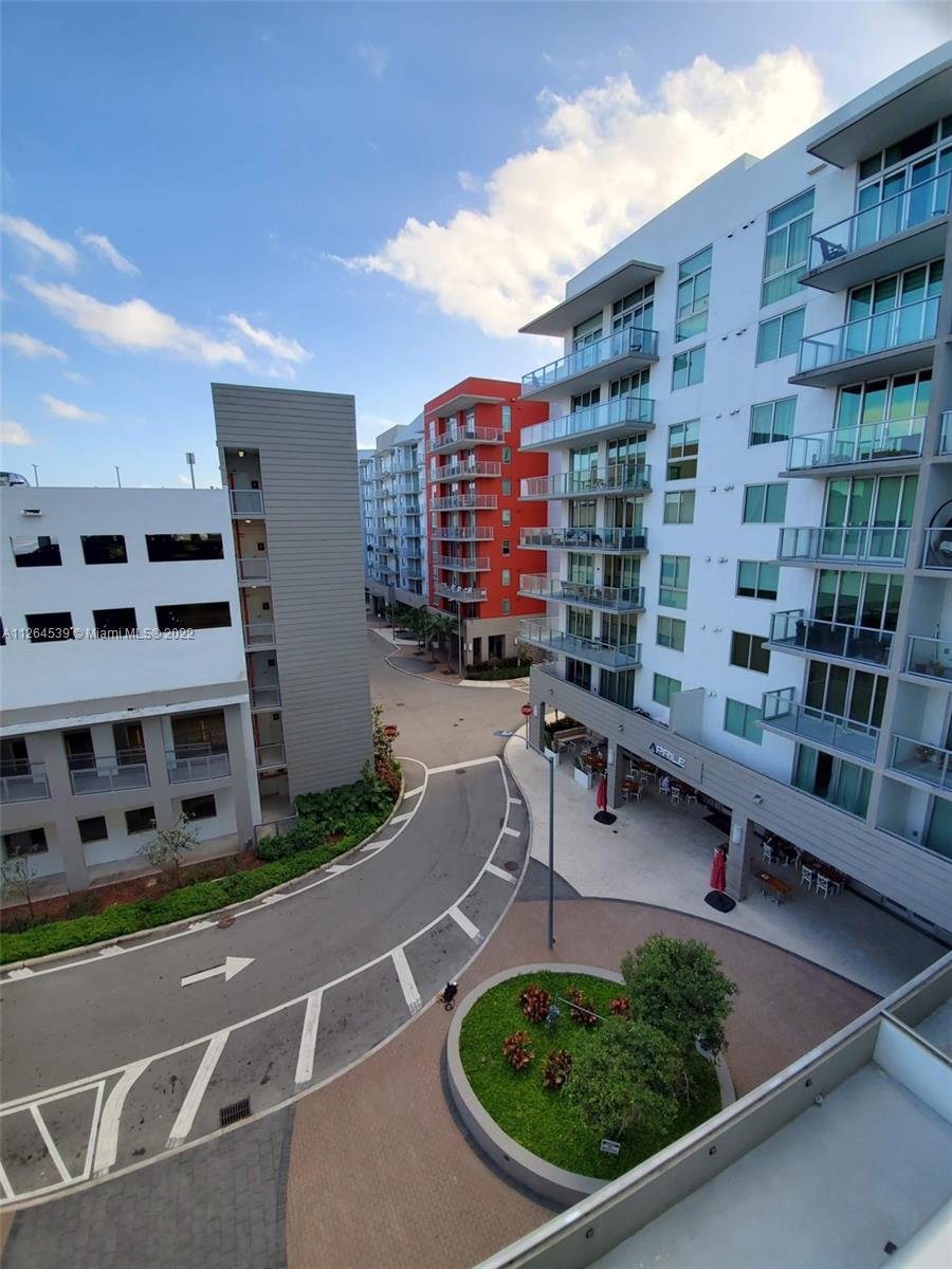 Midtown Doral Cond #2 - Residential Lease