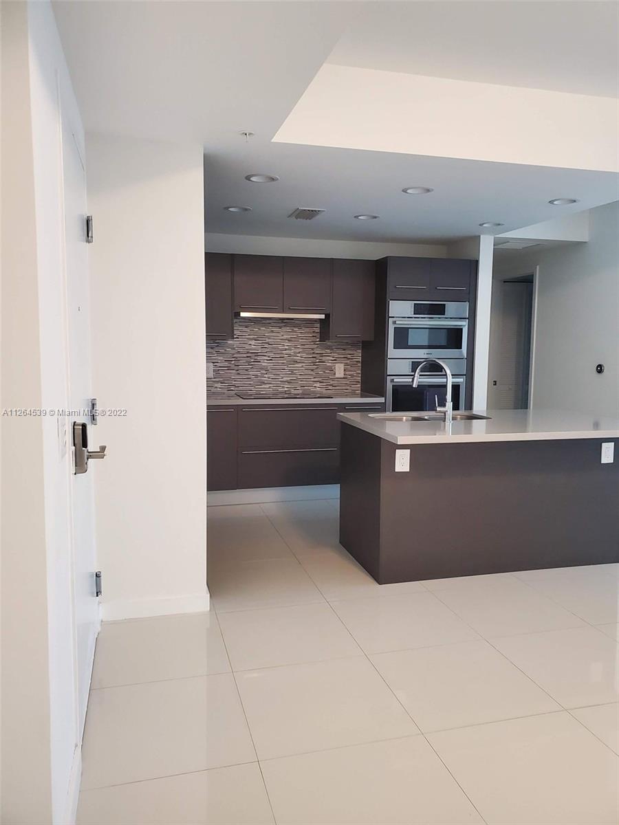 Midtown Doral Cond #2 - Residential Lease
