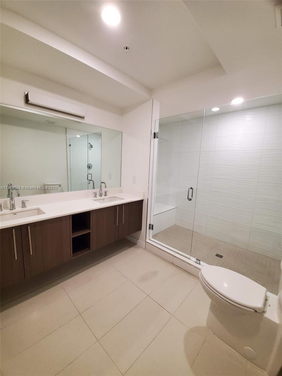 Midtown Doral Cond #2 - Residential Lease