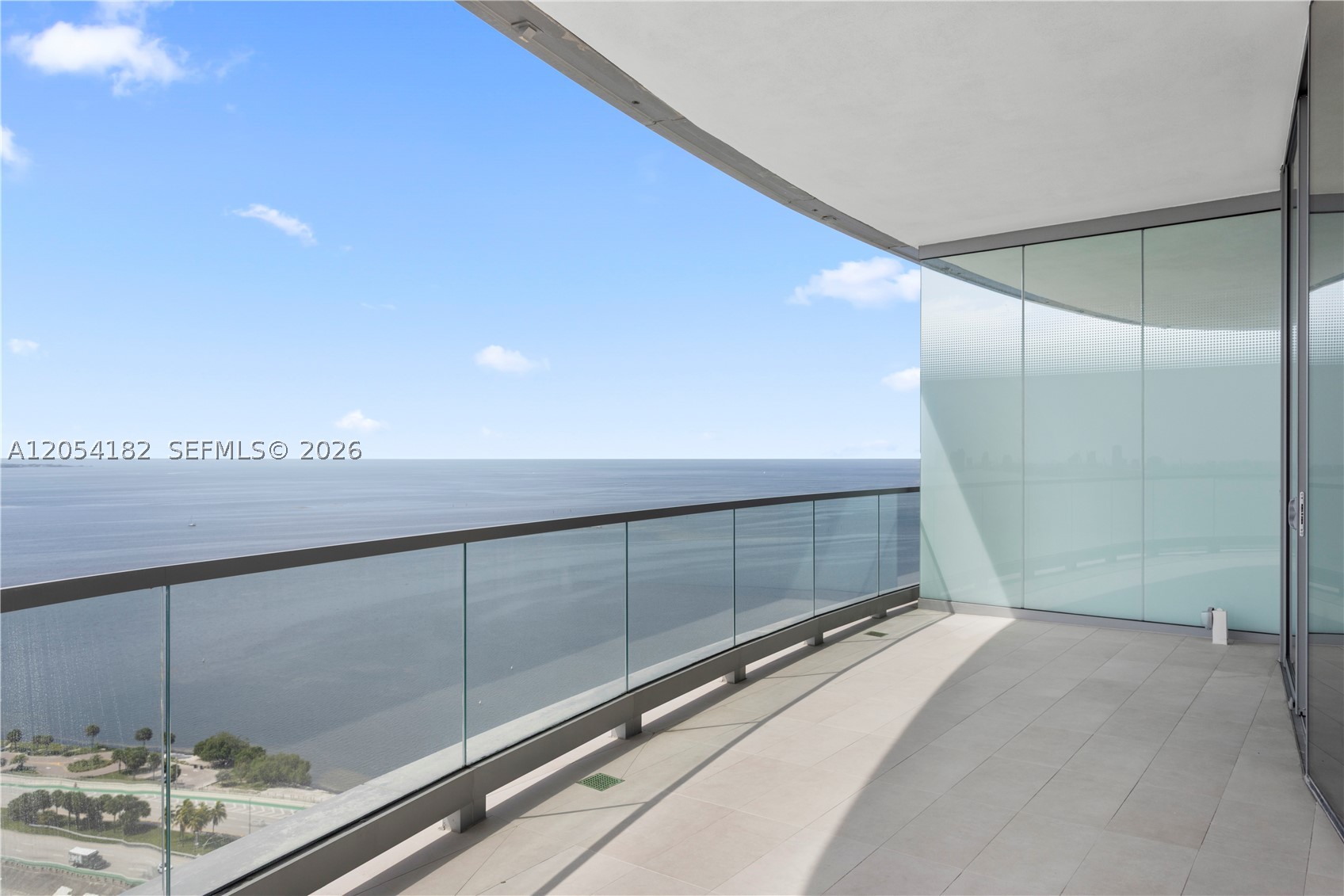 UNA RESIDENCES - Residential