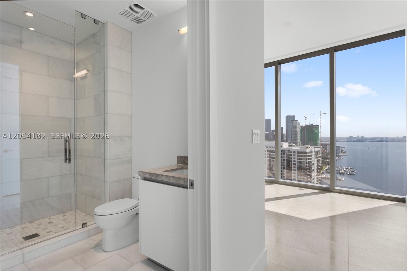 UNA RESIDENCES - Residential