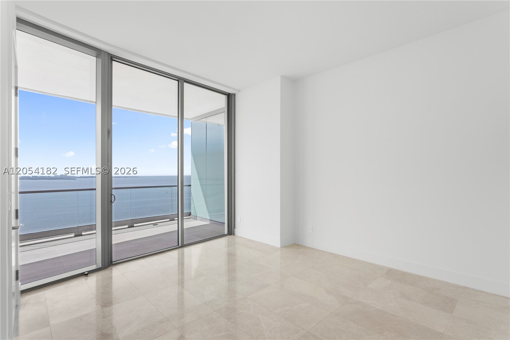 UNA RESIDENCES - Residential