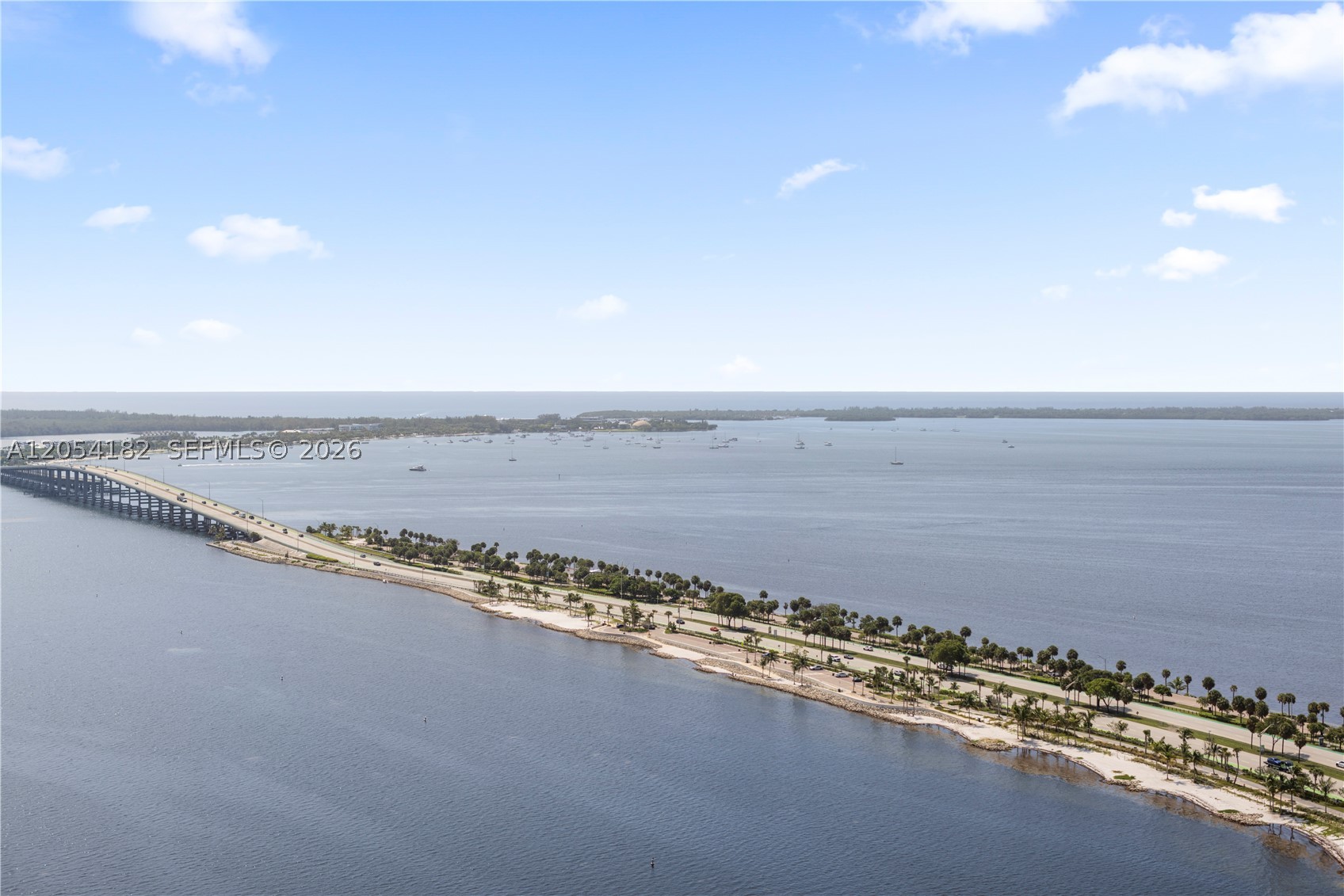 UNA RESIDENCES - Residential