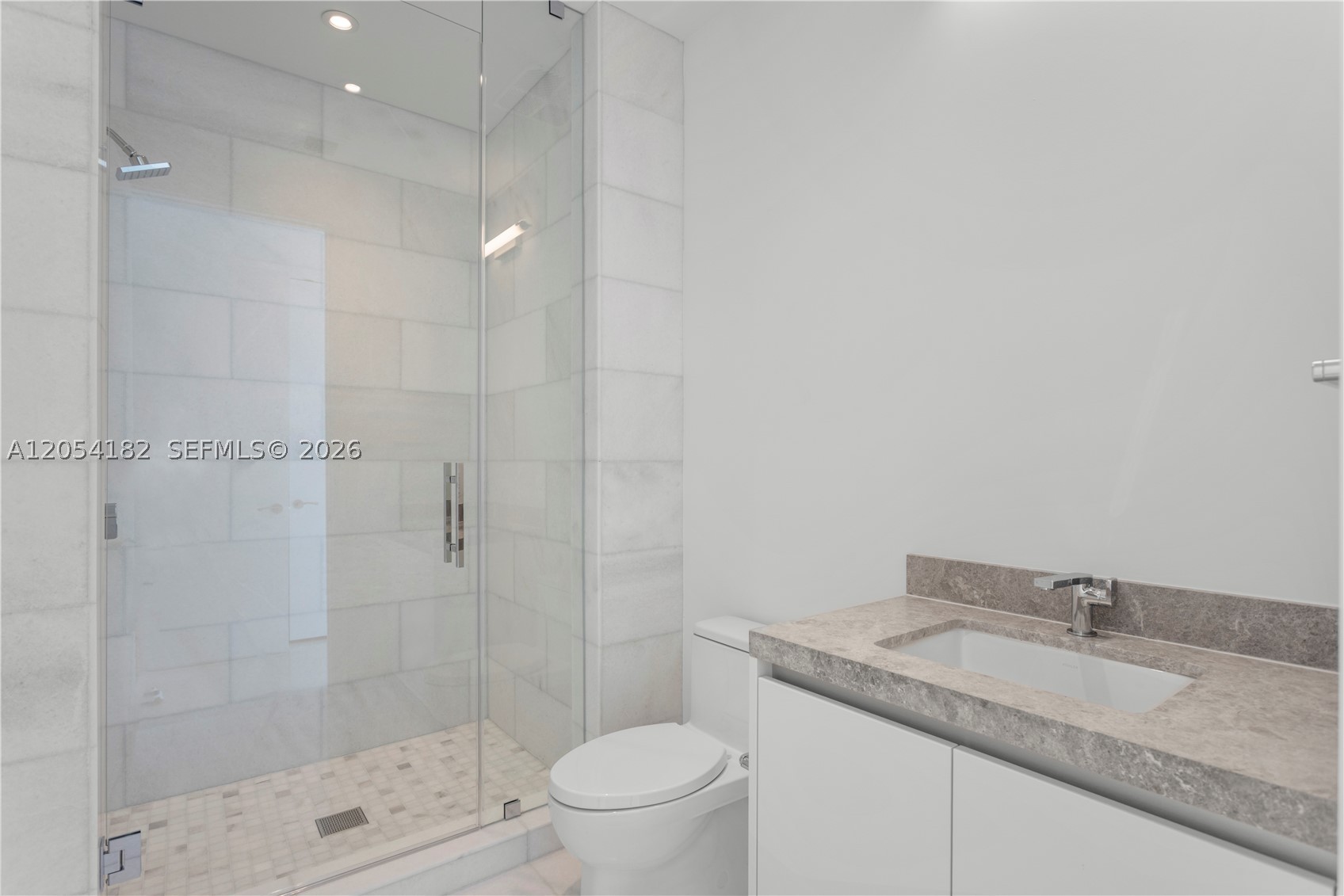 UNA RESIDENCES - Residential