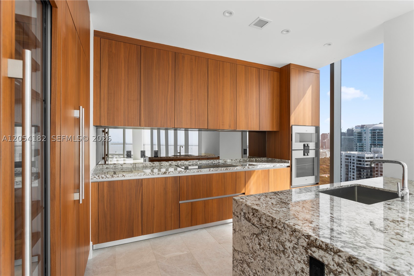 UNA RESIDENCES - Residential