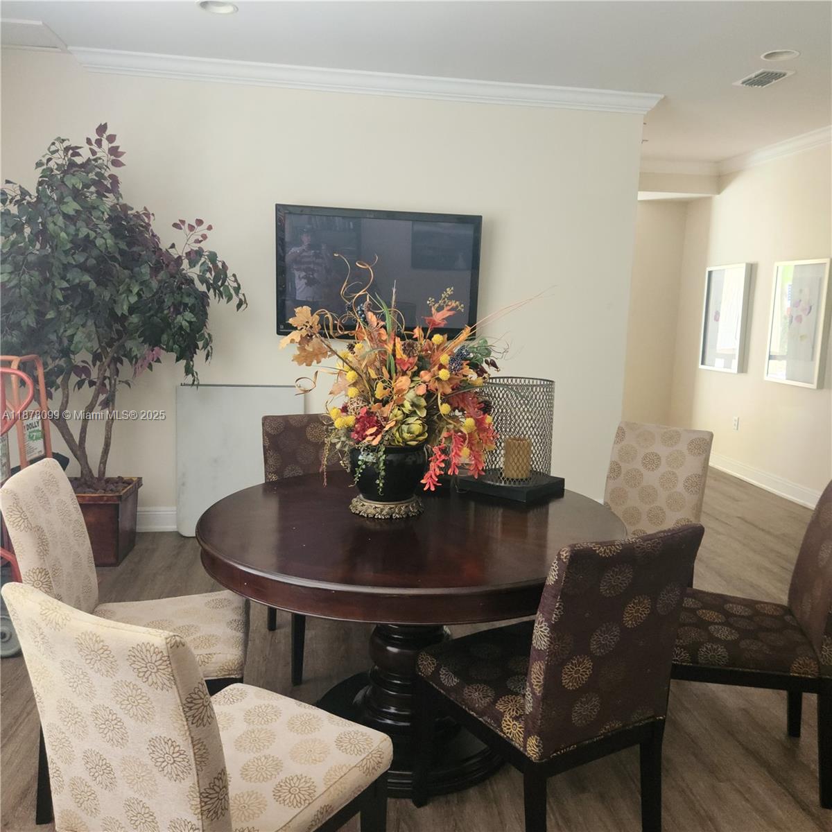Majestic Cove Condos - Residential