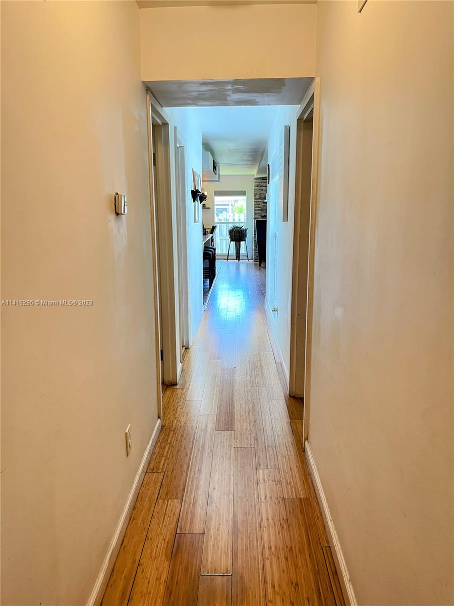 MAINLANDS OF TAMARAC LAKE - Residential Lease