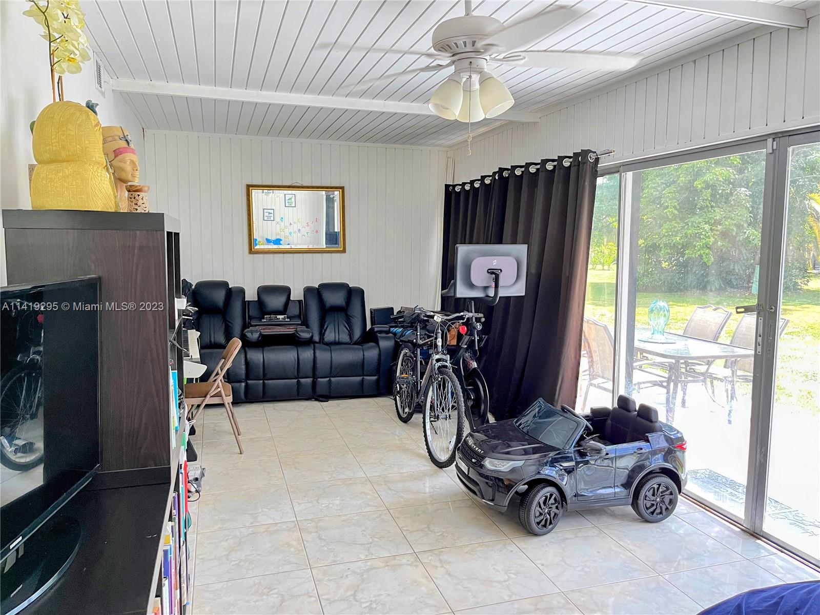 MAINLANDS OF TAMARAC LAKE - Residential Lease