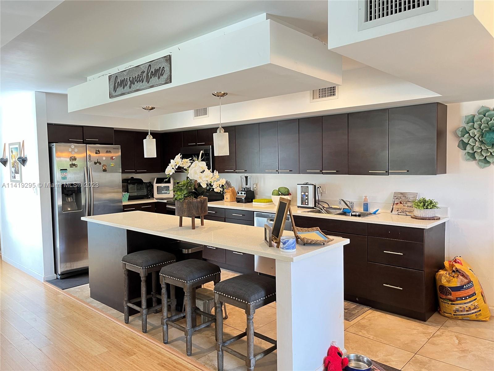 MAINLANDS OF TAMARAC LAKE - Residential Lease