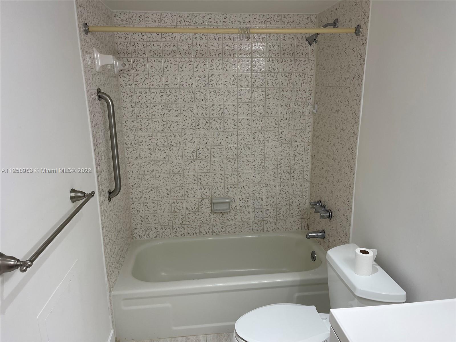 ADMIRALS PORT CONDO WEST - Residential Lease