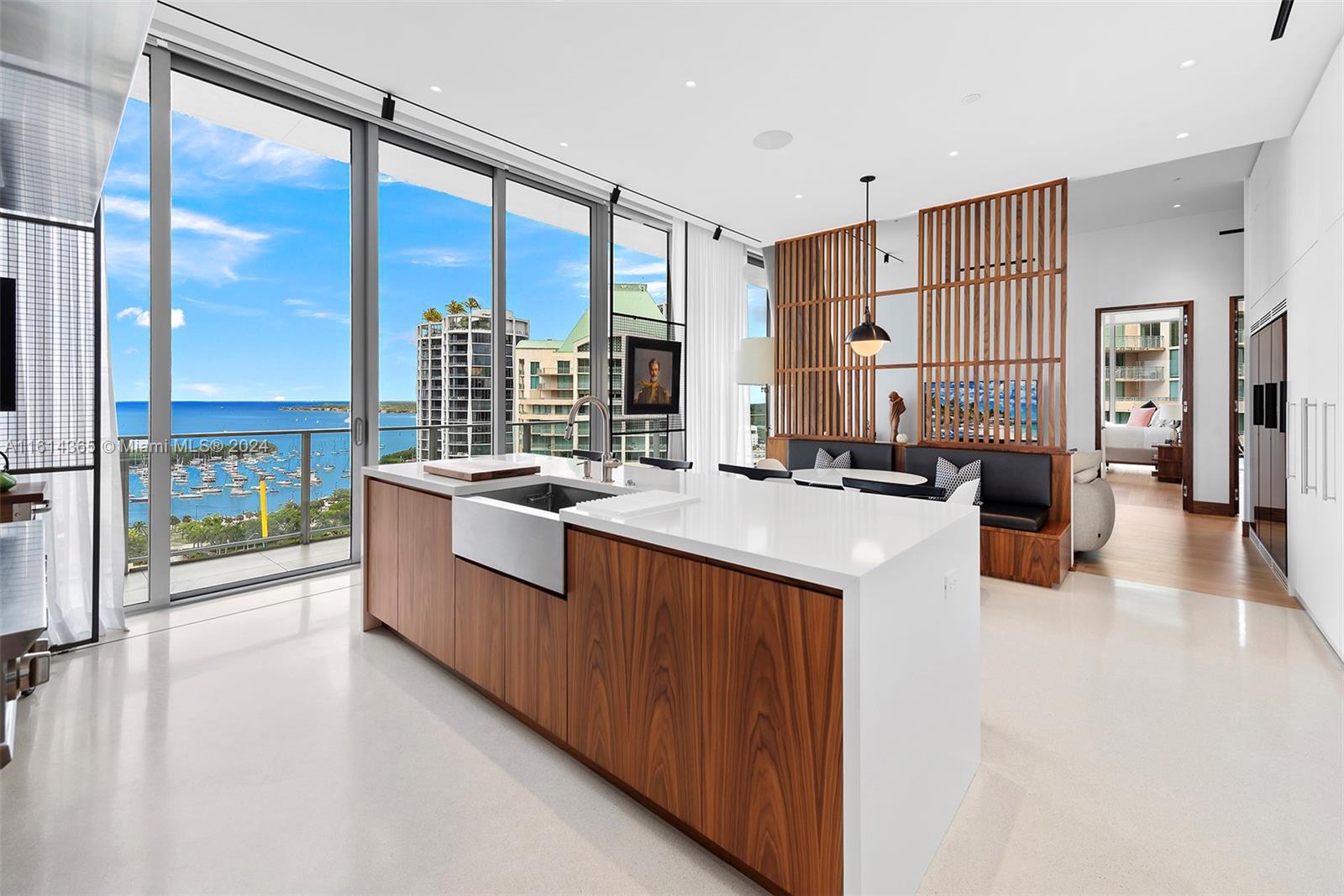 DINNER KEY - Residential