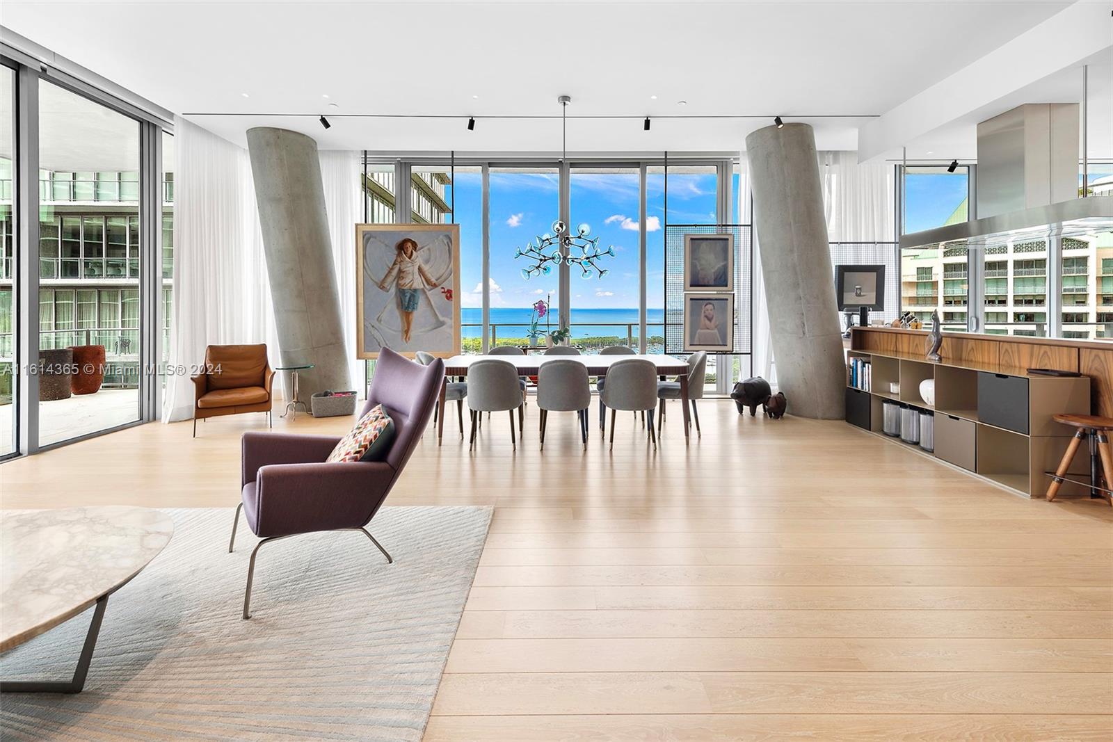 DINNER KEY - Residential