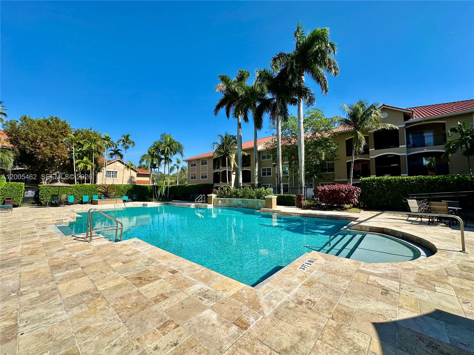 MARQUESA CONDO - Residential