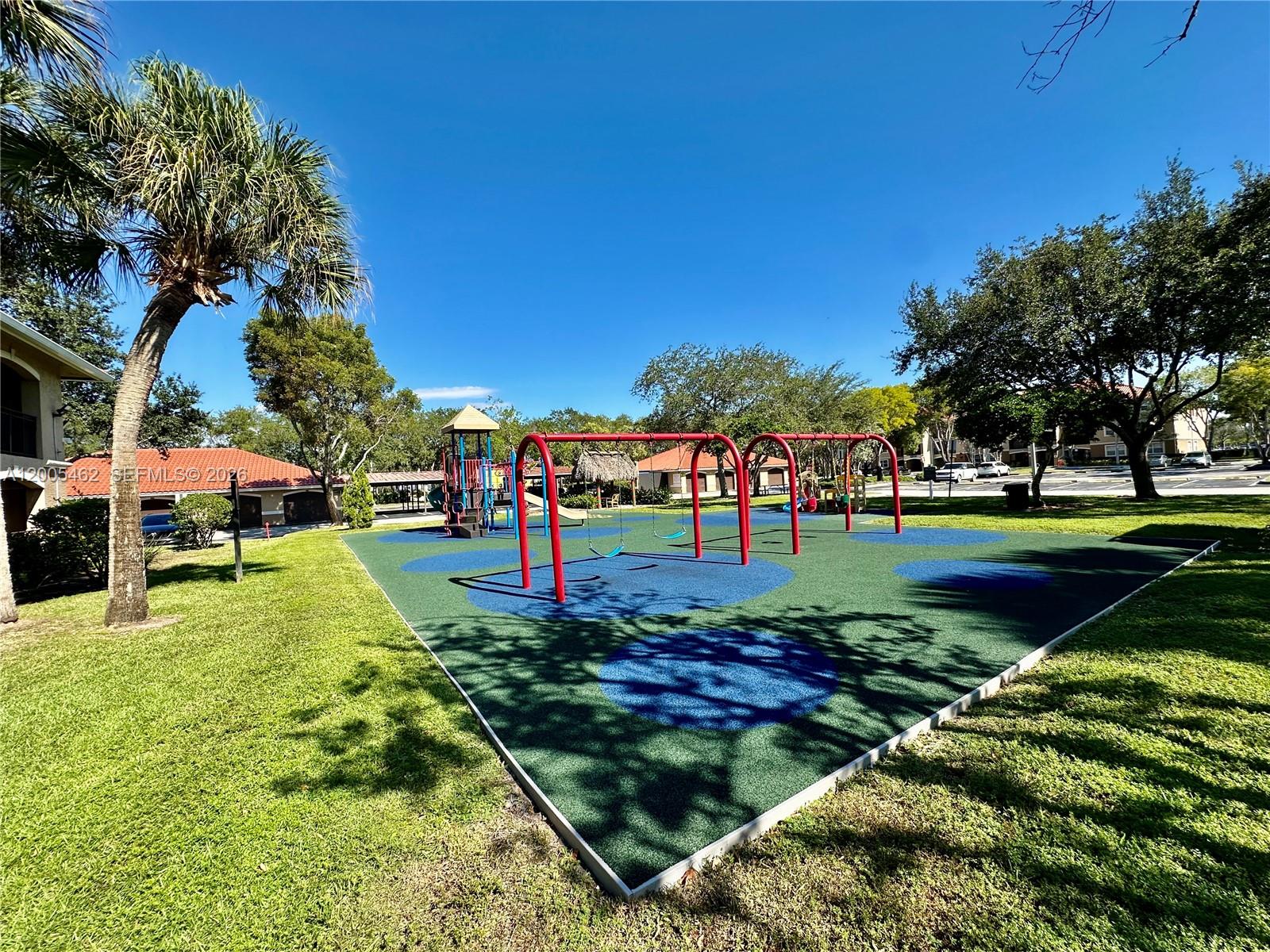 MARQUESA CONDO - Residential