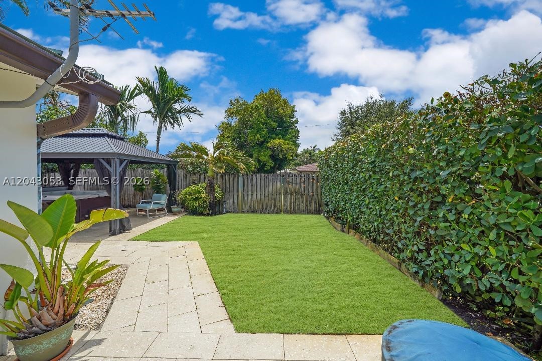NORTH ANDREWS GARDENS 2ND - Residential