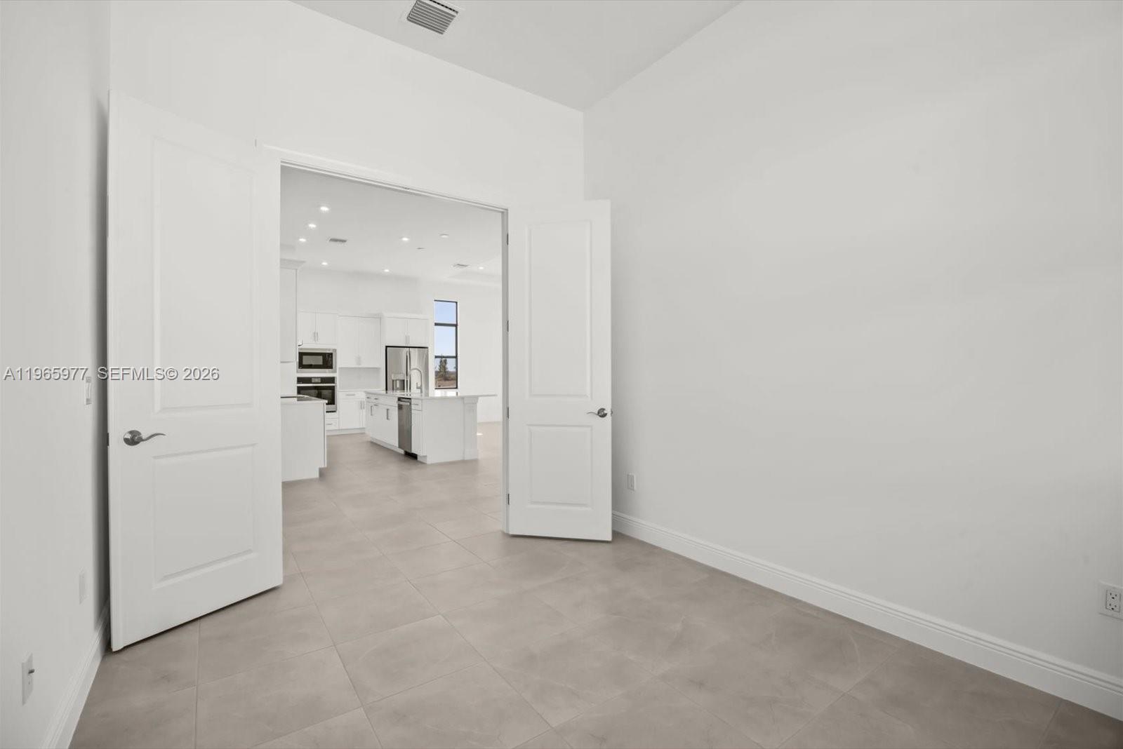 Astor Creek Golf & Country - Residential