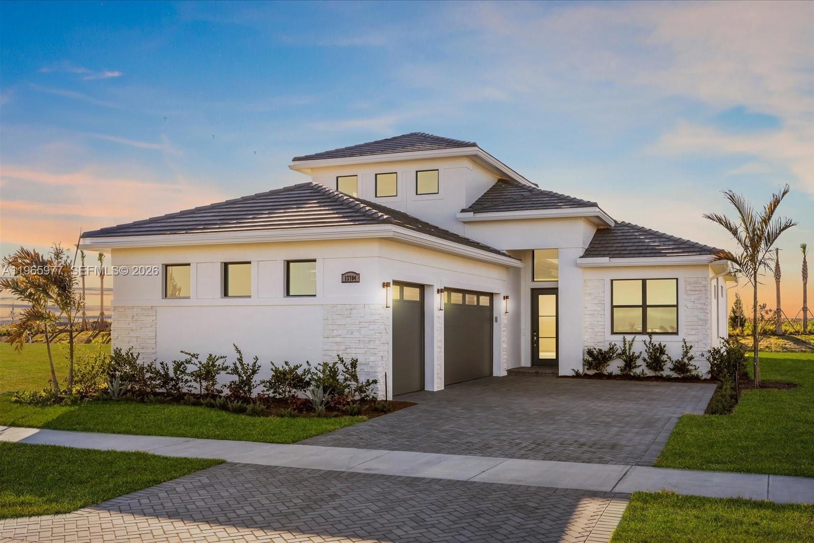 Astor Creek Golf & Country - Residential