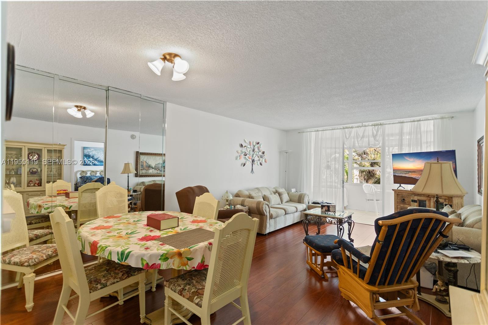 CYPRESS CHASE CONDO NO 1 - Residential