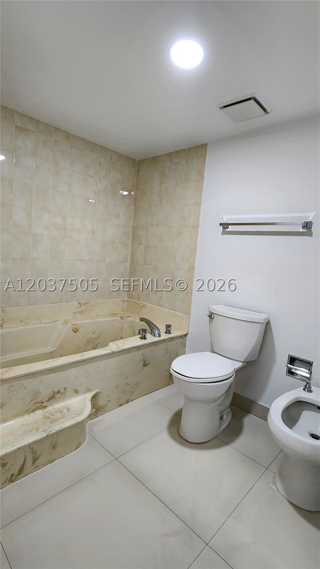 BRICKELL KEY ONE CONDO - Residential