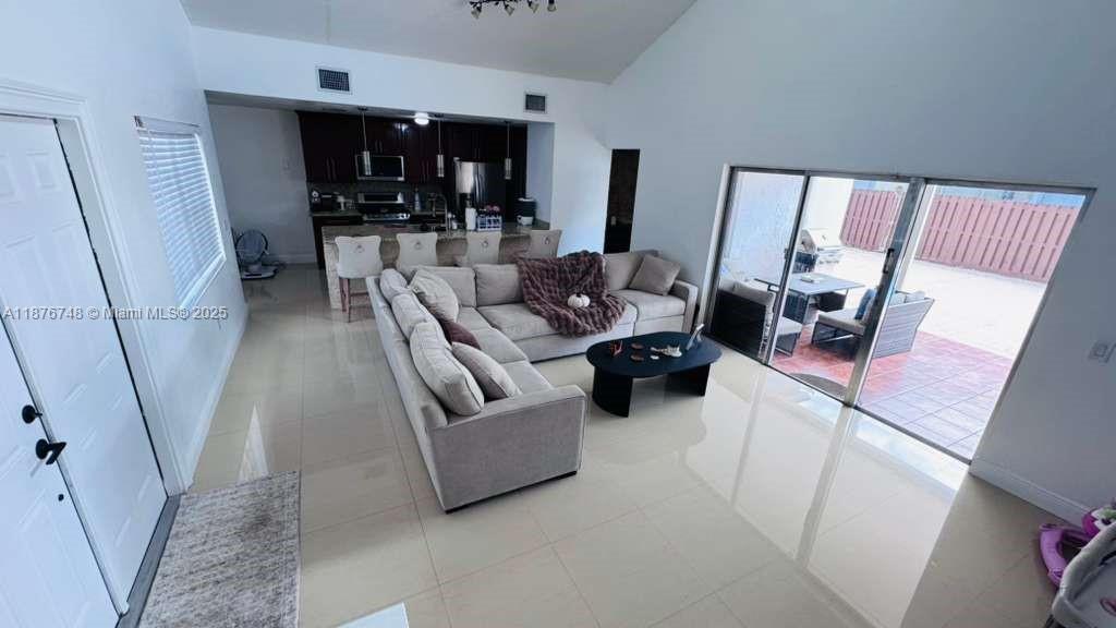 PANACHE SEC 2 - Residential