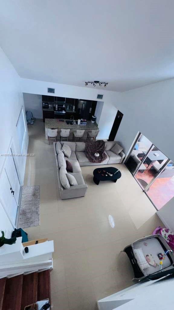 PANACHE SEC 2 - Residential