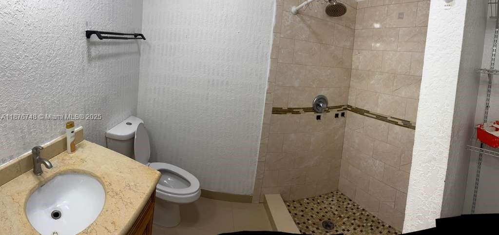 PANACHE SEC 2 - Residential