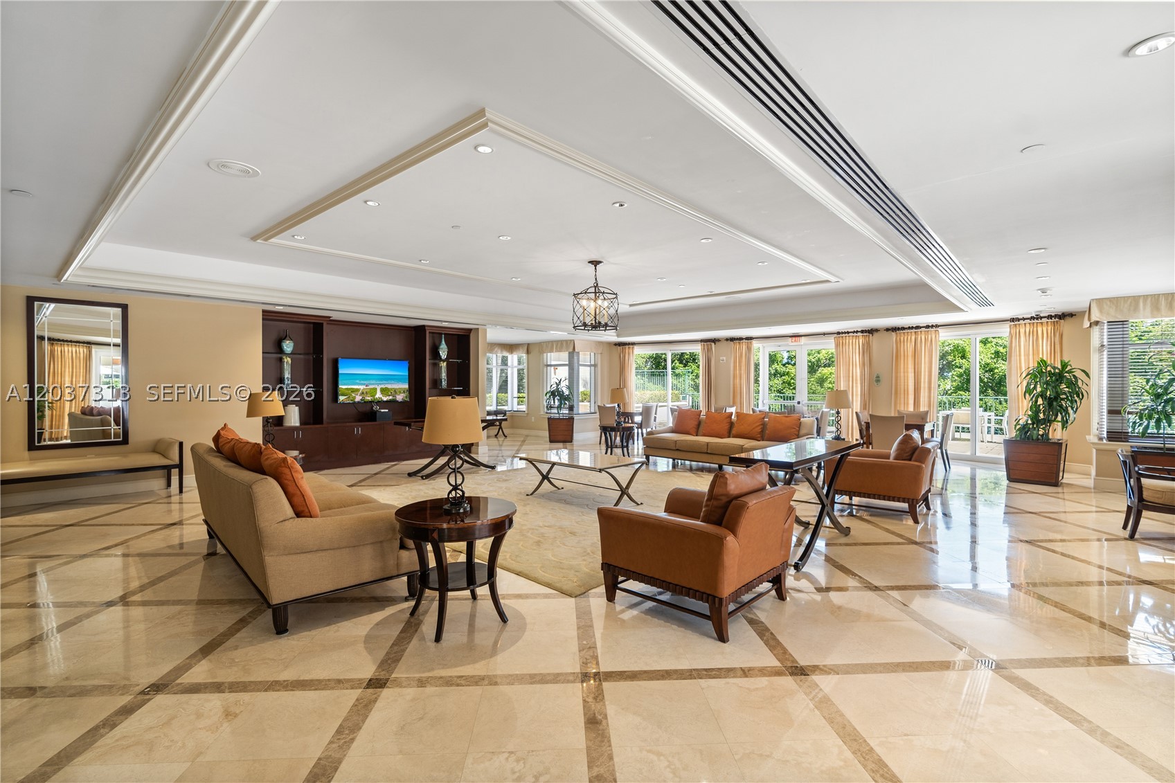 TURNBERRY VLG NO TOWER CO - Residential