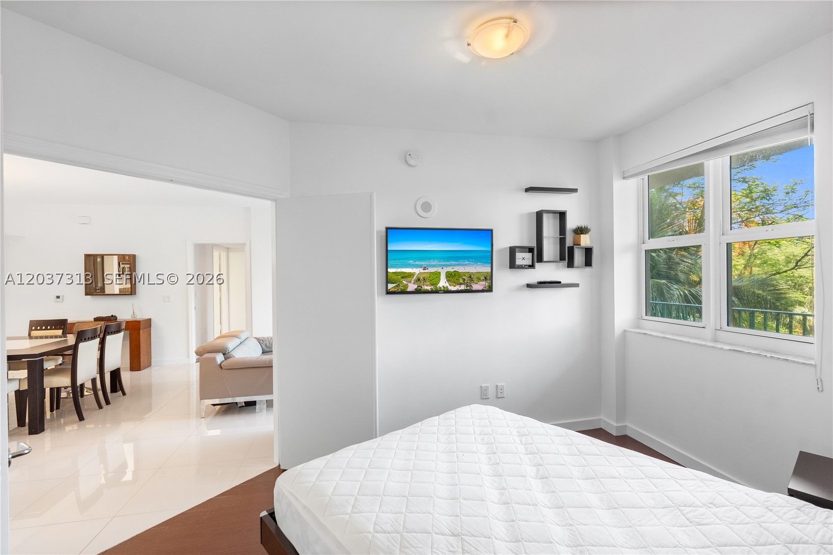 TURNBERRY VLG NO TOWER CO - Residential